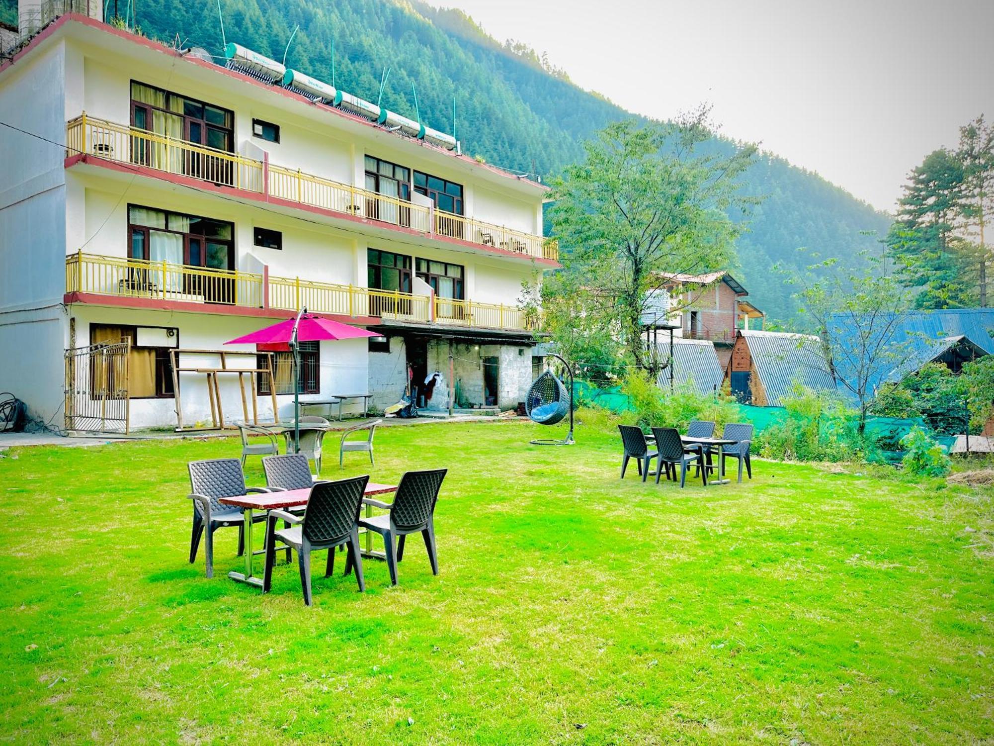 Hotel Vansh-A Hotel With Private Lawn And Parking Kasol Exterior photo